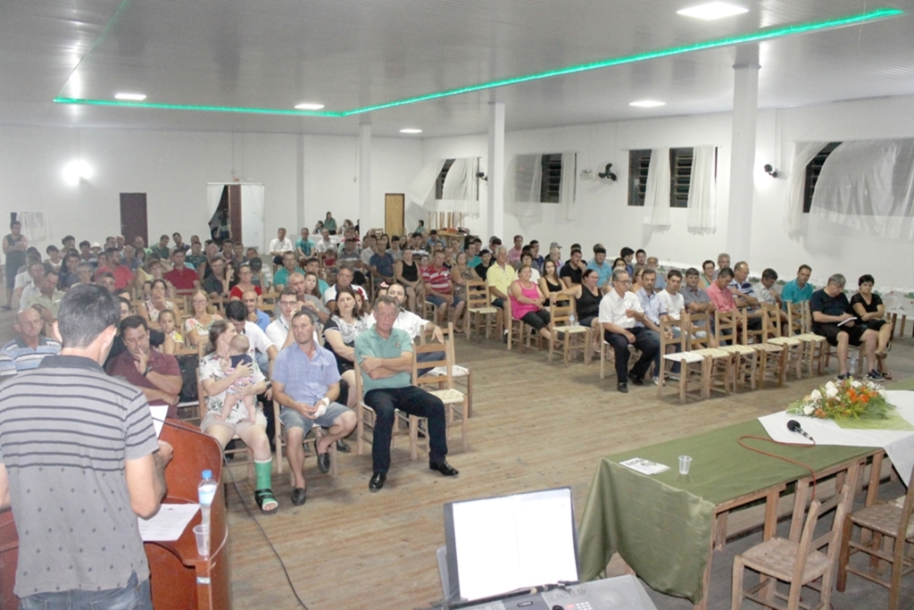 CRESOL SÃO JOÃO DO SUL REALIZA ASSEMBLEIA  E APROVA CONTAS DO EXERCÍCIO 2016