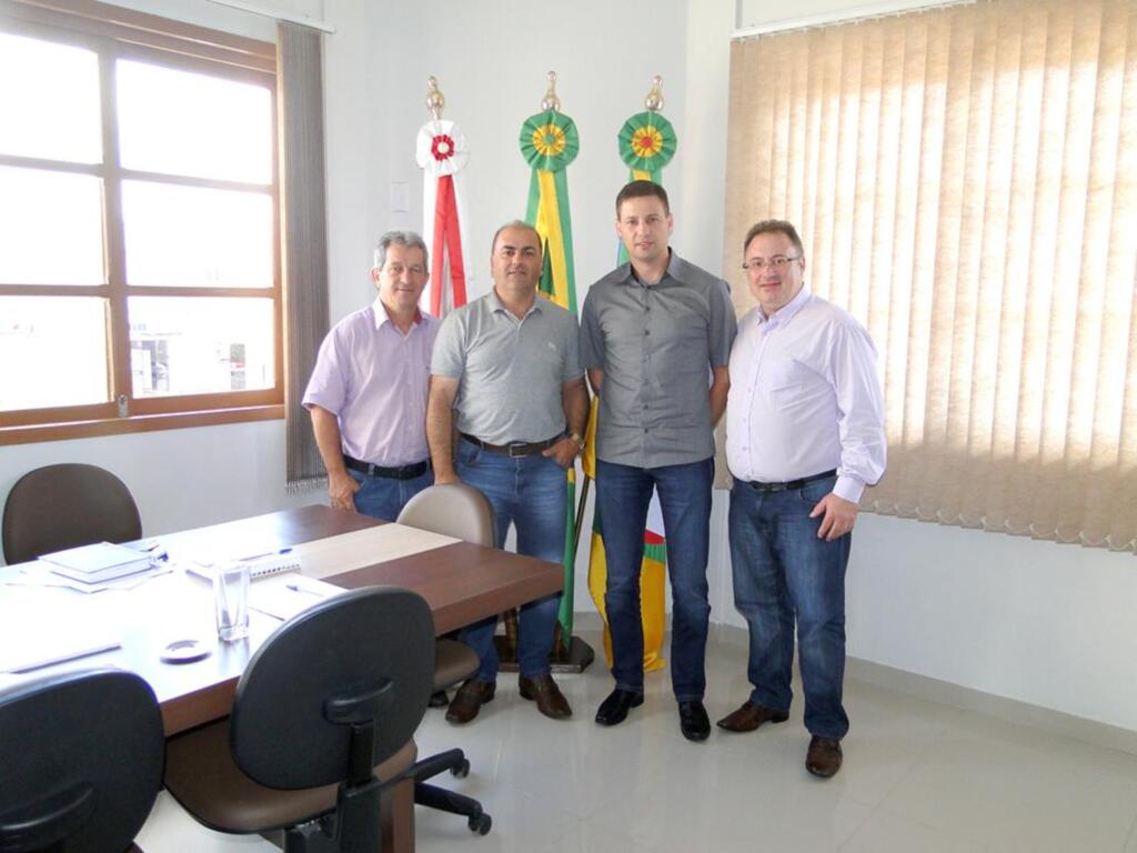 EM BUSCA DE AGILIZAÇÃO DO PROJETO GEOPARQUE