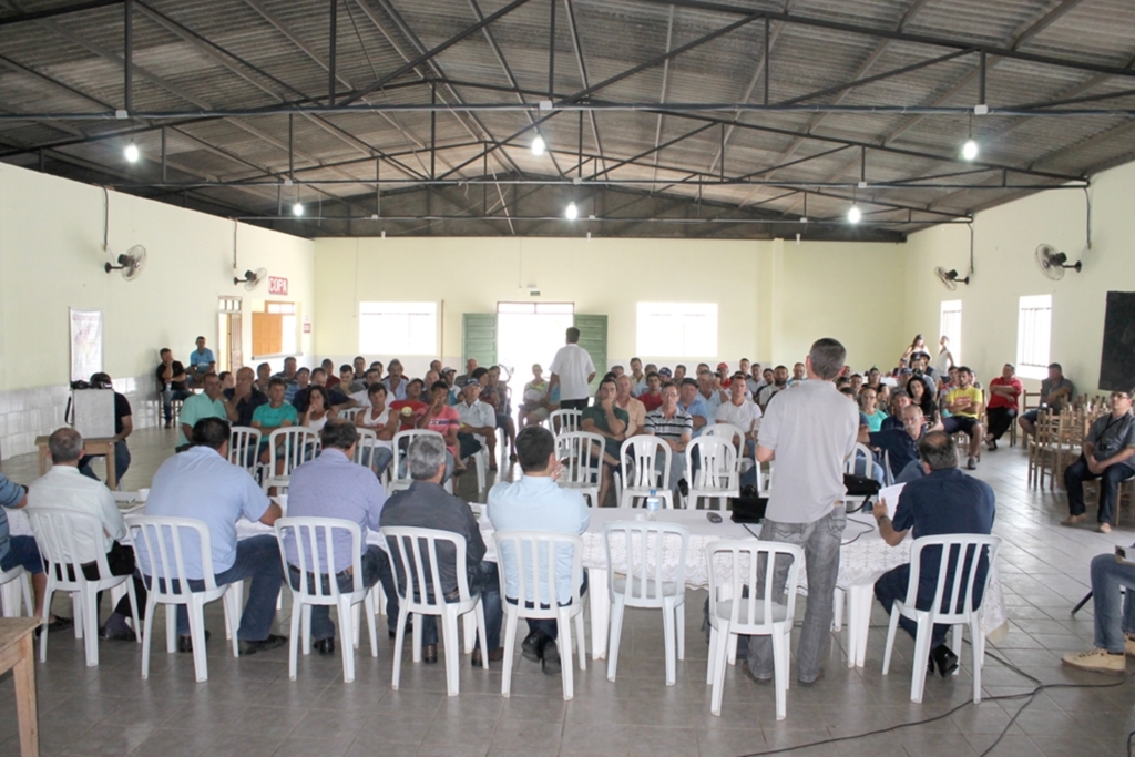 MAMPITUBA SEDIA AUDIÊNCIA PÚBLICA PARA ZONEAMENTO E VIROSE DO MARACUJÁ