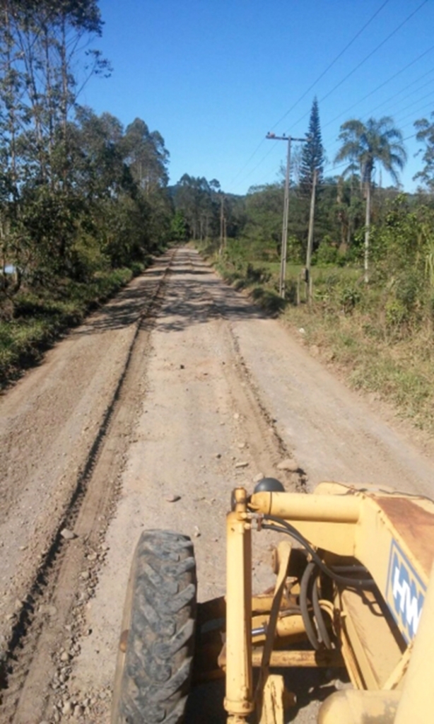 SC-108 CONTINUA ESBURACADA
