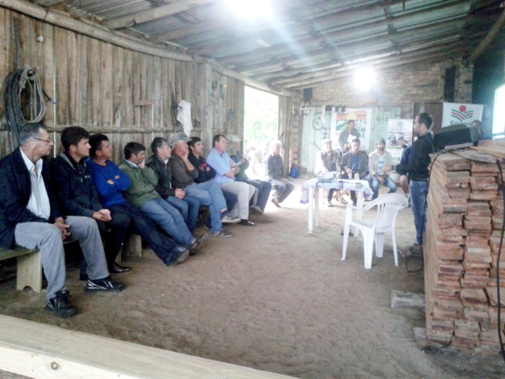 EPAGRI E UNEAGRO CAPACITAM PRODUTORES DE GADO DE CORTE EM SÃO JOÃO DO SUL