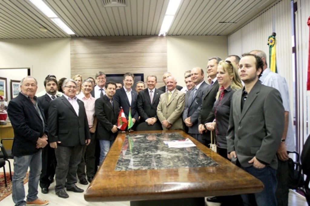 ADJORI SANTA CATARINA COMPLETA 35 ANOS