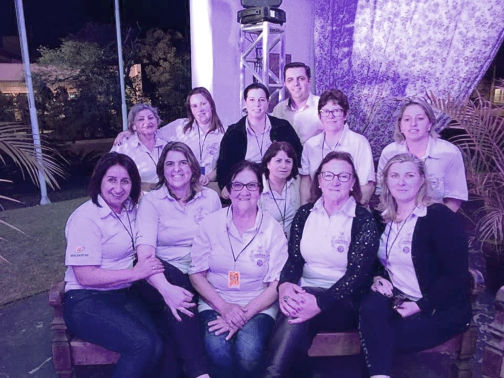 CEPRAG PARTICIPA DO ENCONTRO DE MULHERES COOPERATIVISTAS