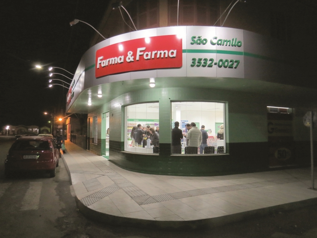 FARMÁCIA SÃO CAMILO INAUGURA NOVAS INSTALAÇÕES EM PRAIA GRANDE