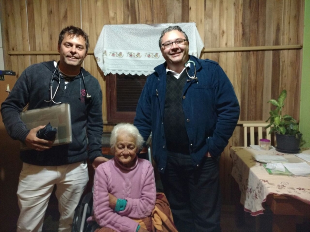 ESF DE VILA CONCEIÇÃO REALIZA VISITAS DOMICILIARES