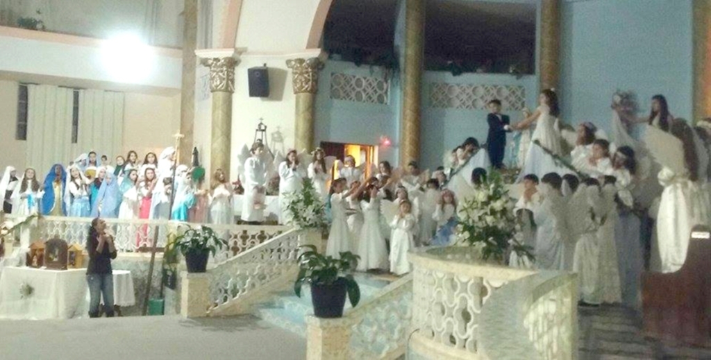 MARIA MÃE DE JESUS É COROADA COMO RAINHA NO ENCERRAMENTO DO MÊS MARIANO EM PRAIA GRANDE