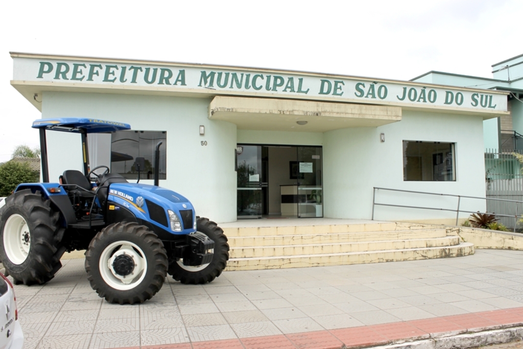 SECRETARIA MUNICIPAL DE AGRICULTURA RECEBE NOVO EQUIPAMENTO