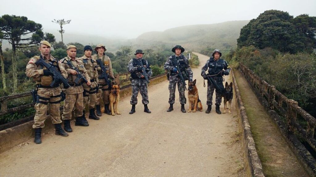 Brigada Militar Crpo Serra - Busca a assaltantes continua
