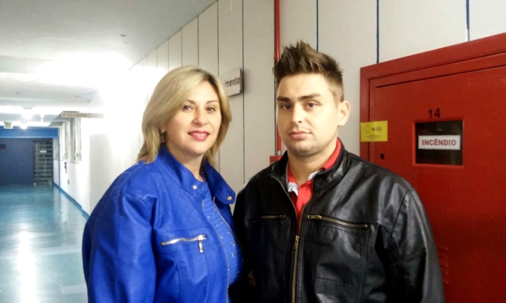 MÃE DOA RIM PARA FILHO COM DOENÇA RENAL EM PRAIA GRANDE
