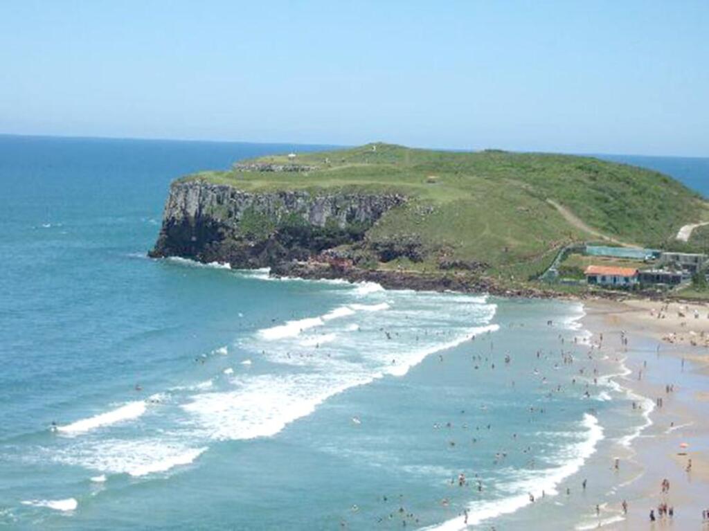 JOVEM DE 21 ANOS DESAPARECE NAS ÁGUAS DA PRAIA DA CAL EM TORRES-RS