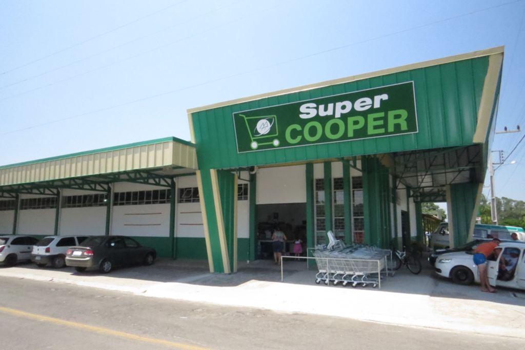SUPERMERCADO SUPER COOPER É ASSALTADO EM SÃO JOÃO DO SUL