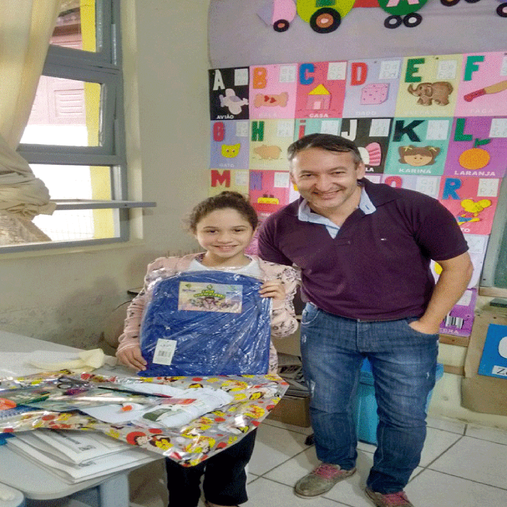 CDL ENTREGA PRÊMIOS DO  RECICLA NAS ESCOLAS