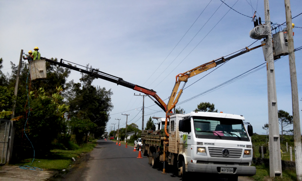 CEPRAG INTENSIFICA  MELHORIAS NAS REDES ELÉTRICAS