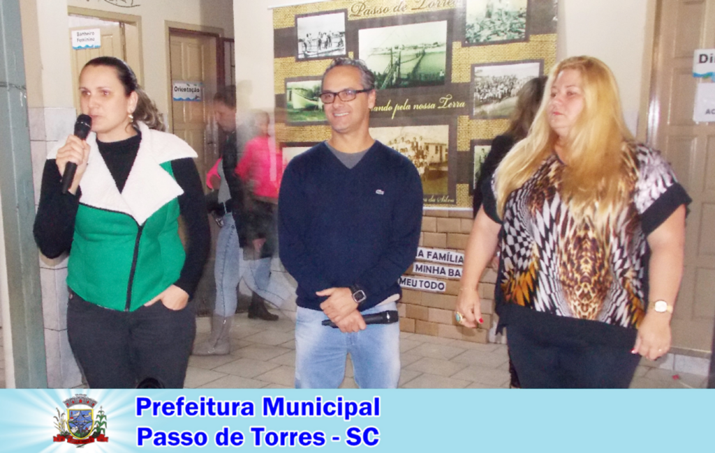 DIA DA FAMÍLIA NA ESCOLA É REALIZADO EM PASSO DE TORRES