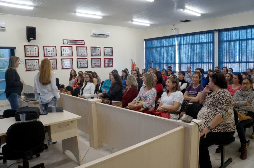 FORMAÇÃO CONTINUADA PARA PROFESSORES