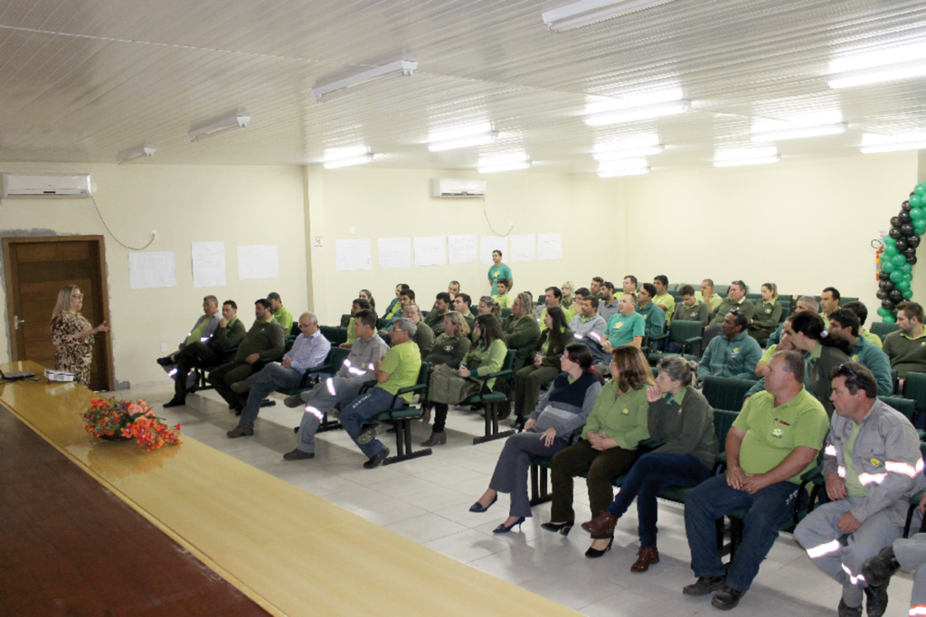 CEPRAG REALIZA 9ª SIPAT - SEMANA INTERNA DE PREVENÇÃO A ACIDENTE DE TRABALHO