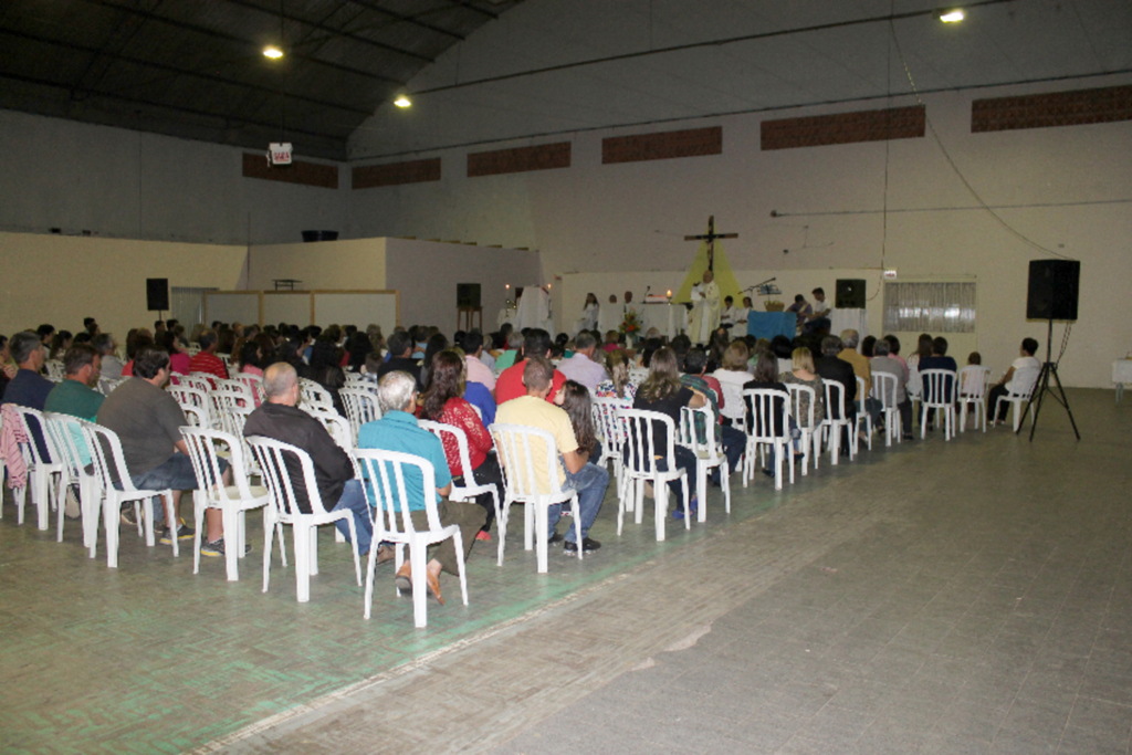 SEMANA DA FAMÍLIA MOVIMENTA A PARÓQUIA SÃO JOÃO BATISTA