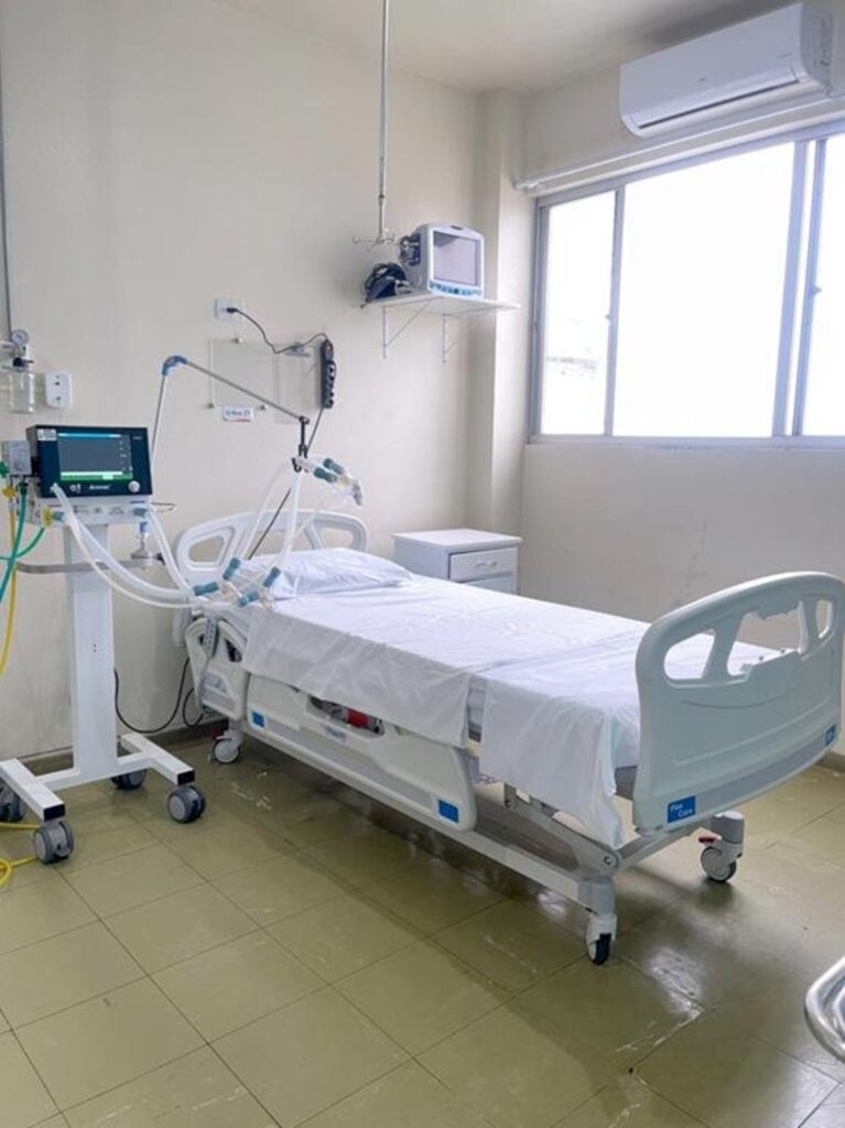 HOSPITAL REGIONAL HABILITA NOVOS LEITOS  E PASSA A OFERECER 40 VAGAS DE UTI COVID-19