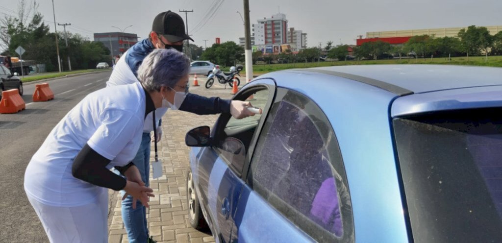 PREFEITURA REALIZOU BARREIRA SANITÁRIA NA ENTRADA DE TORRES EM COMBATE AO CORONAVÍRUS