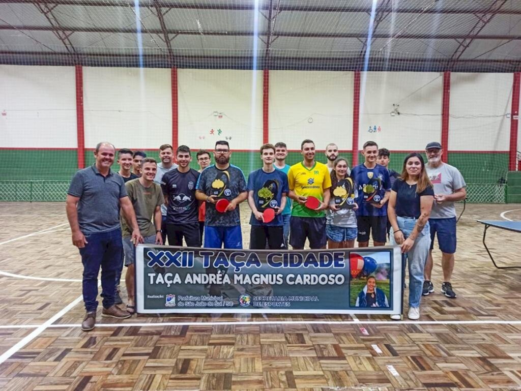TAÇA CIDADE DEFINE PRIMEIROS CAMPEÕES EM SÃO JOÃO DO SUL
