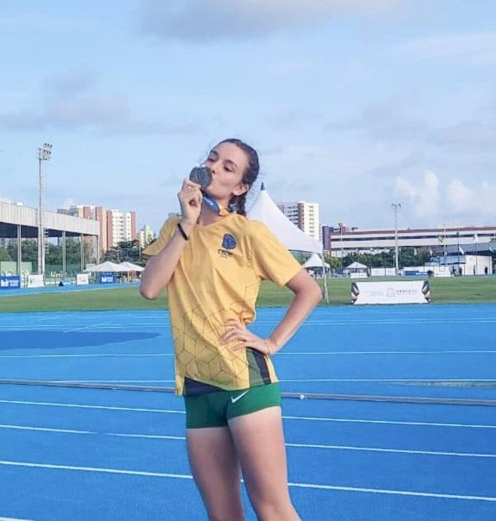PASSO DE TORRES: LUÍSA LUMMERTZ CONQUISTA VAGA PARA O MUNDIAL DE  ATLETISMO ESCOLAR NA FRANÇA