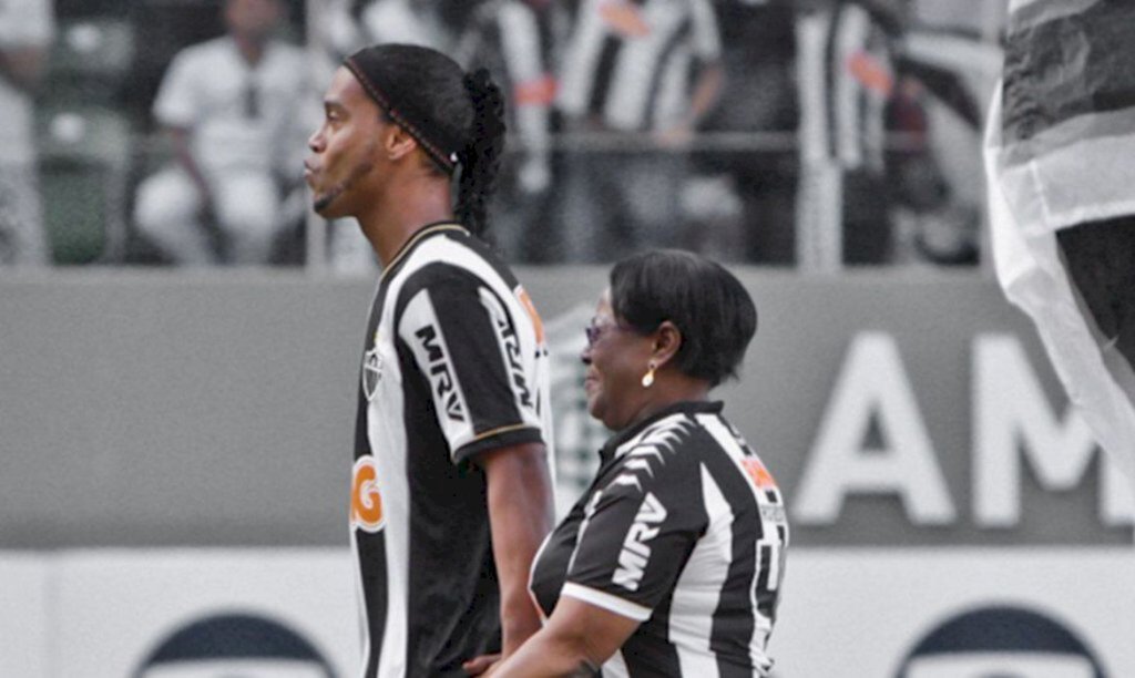 MORRE MÃE DE RONALDINHO GAÚCHO