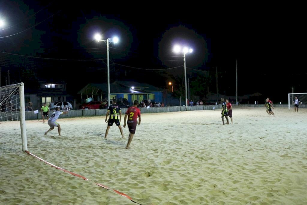 BEACH SOCCER DE BARRA VELHA ENCERRA FASE DE CLASSIFICAÇÃO
