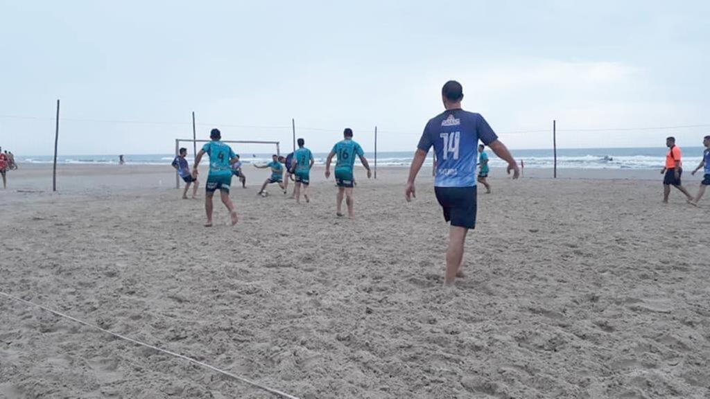 CAMPEÕES DO PRAIANO SERÃO CONHECIDOS NA TERÇA-FEIRA DE CARNAVAL