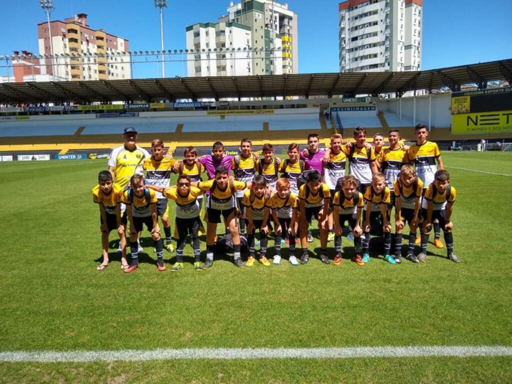 TIGRINHOS DO SÃO JOÃO DO SUL FAZ  PRELIMINAR DO CRICIÚMA E CRB