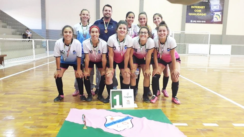 SÃO JOÃO DO SUL CONQUISTA TÍTULO FEMININO NO JESC
