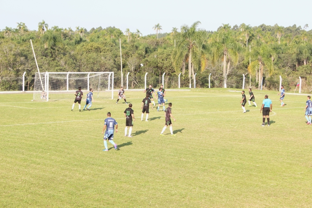 CAMPEONATO MUNICIPAL DE FUTEBOL  COMEÇA NESTE DOMINGO (06)