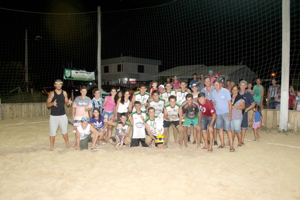  - Esporte Clube Furacão conquistou pelo segundo ano consecutivo as principais competições  de verão em Passo de Torres, o Praiano de Rosa do Mar e o Beach Soccer de Barra Velha