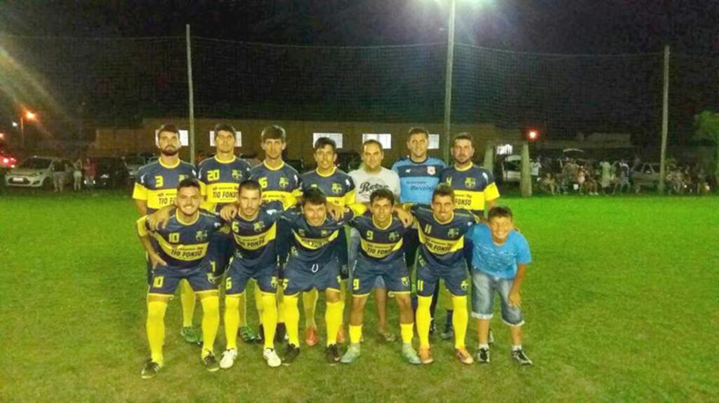CAMPEÕES DA COPA UNIÃO DE FUTEBOL 7 RECEBEM PREMIAÇÃO