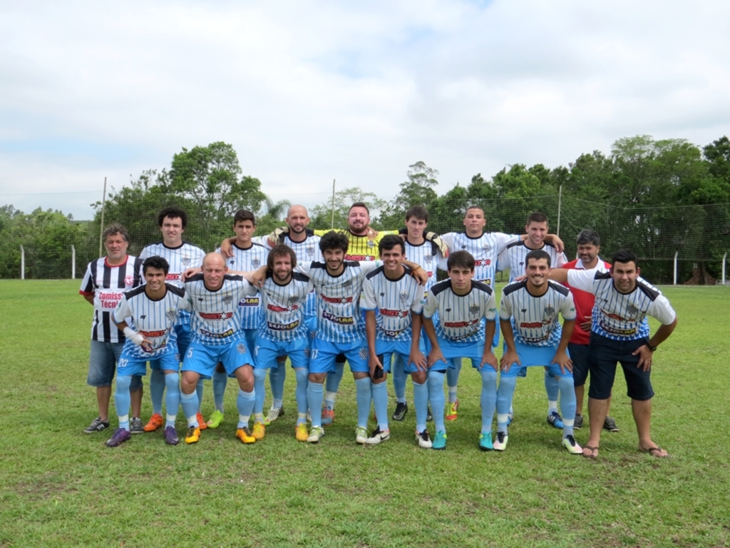CATARINA VENCE A SEGUNDA DIVISÃO