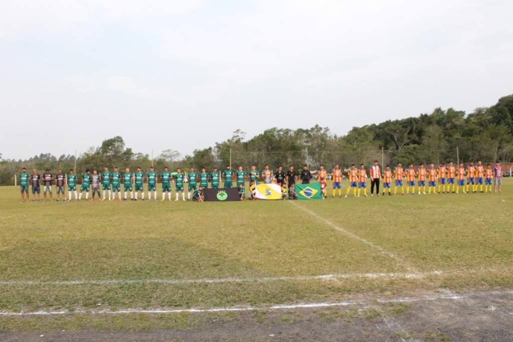 BONS JOGOS MARCAM A ABERTURA DO CAMPEONATO  MUNICIPAL DE FUTEBOL DE SÃO JOÃO DO SUL