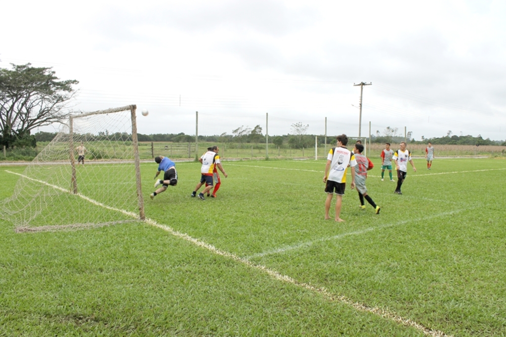 SEGUEM AS SEMIFINAIS DO CAMPEONATO COMUNITÁRIO DE FORQUILHINHA