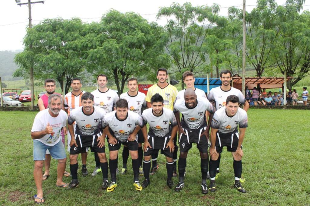 8° CAMPEONATO DE FUTEBOL SUIÇO DE PASSO FUNDO  DEFINE CAMPEÕES NESTE DOMINGO