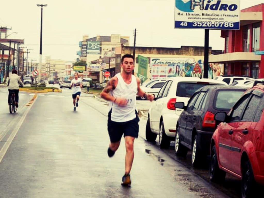 PRAIAGRANDENSE É CAMPEÃO DE CORRIDA RÚSTICA