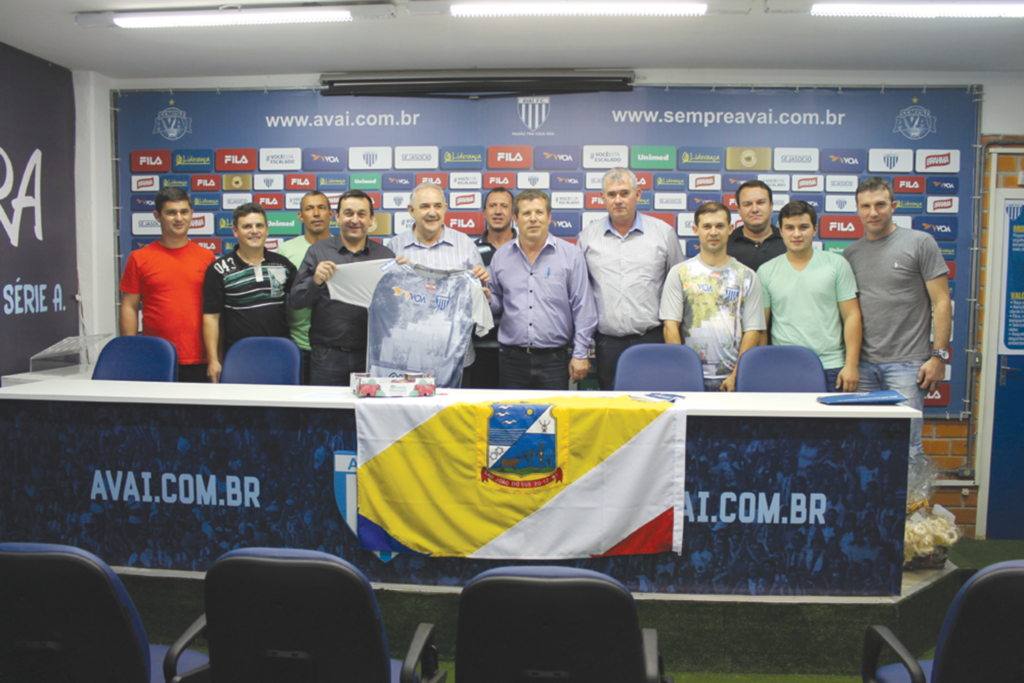 SÃO JOÃO DO SUL RECEBE HOMENAGEM DO AVAÍ FUTEBOL CLUBE
