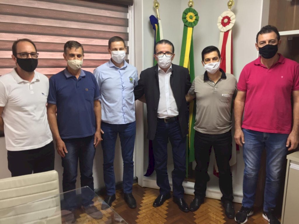 HÉLIO COSTA PROJETA R$ 1 MILHÃO À OBRA QUE VAI LIGAR JACINTO MACHADO AO RIO GRANDE DO SUL