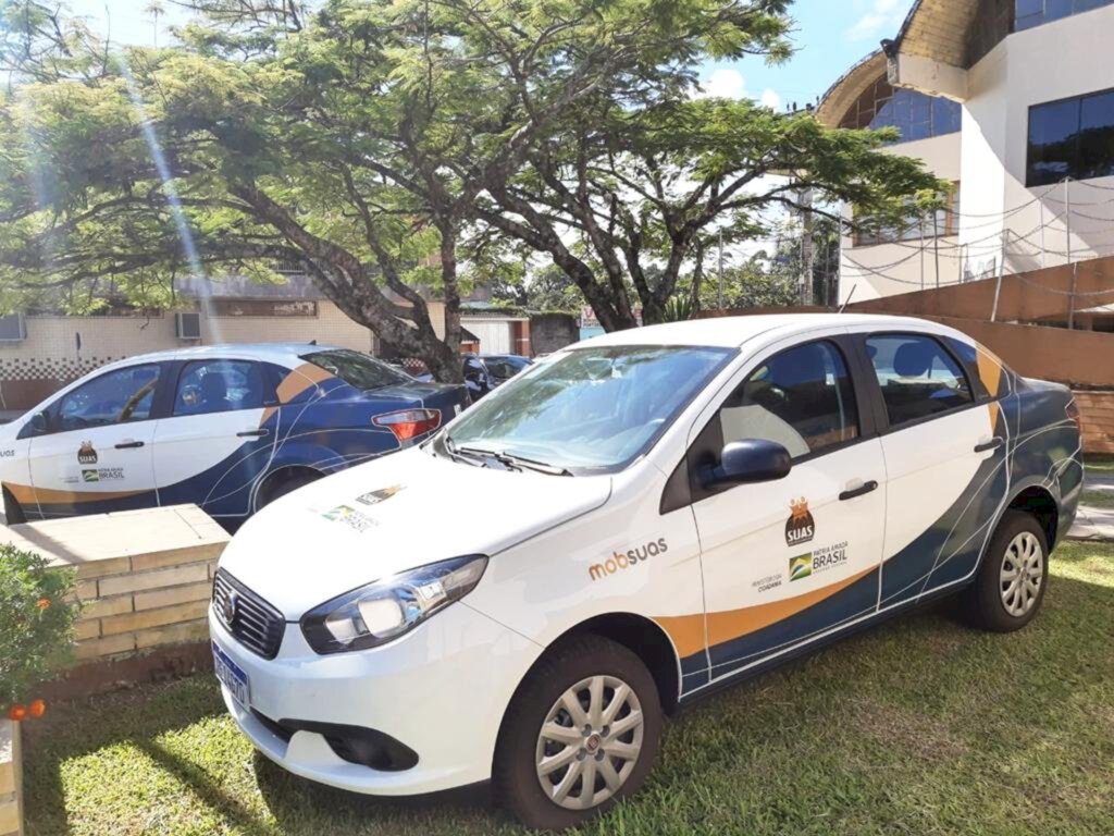 PRAIA GRANDE RECEBE DOIS NOVOS VEÍCULOS