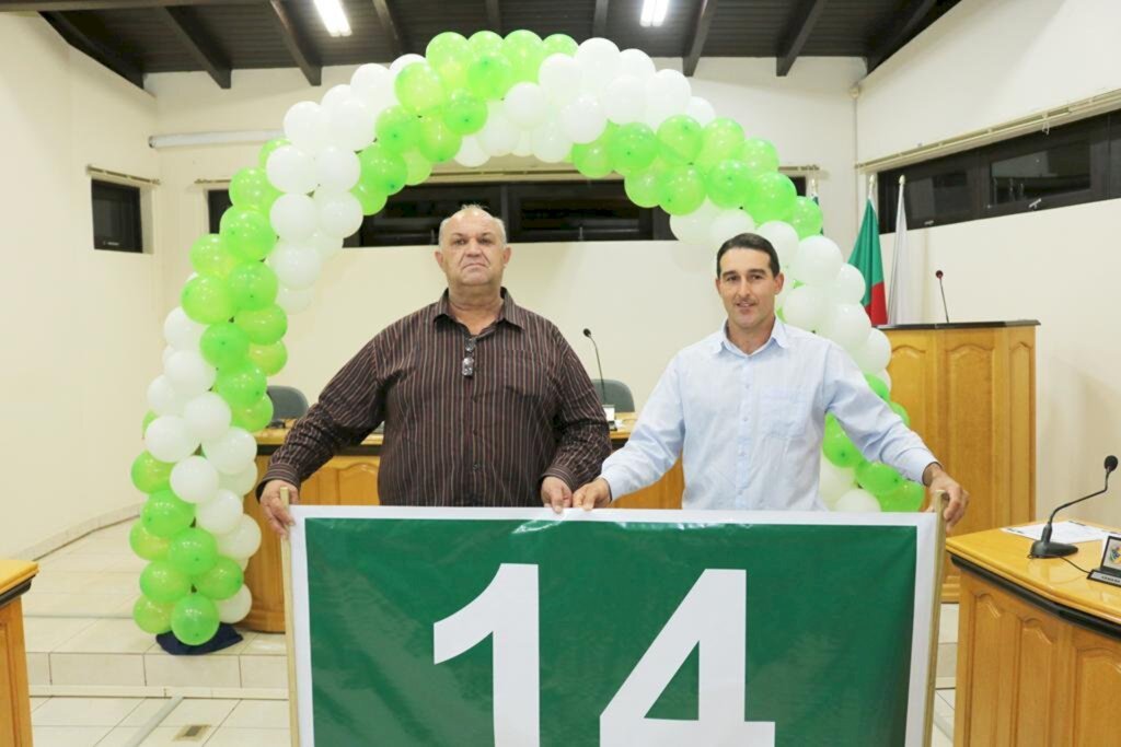EDGAR DA SILVA CRISTOVAM (DEGÃO) FALA DE SEUS PROJETOS PARA MAMPITUBA