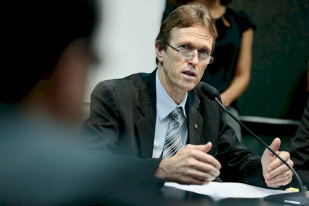 WEBER ESCLARECE SOBRE OS TRABALHOS DA COMISSÃO DE ÉTICA E DECORO PARLAMENTAR