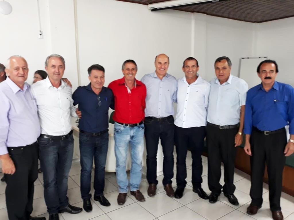 REFORMA DA PREVIDÊNCIA É PAUTA EM REUNIÃO DA FETAESC