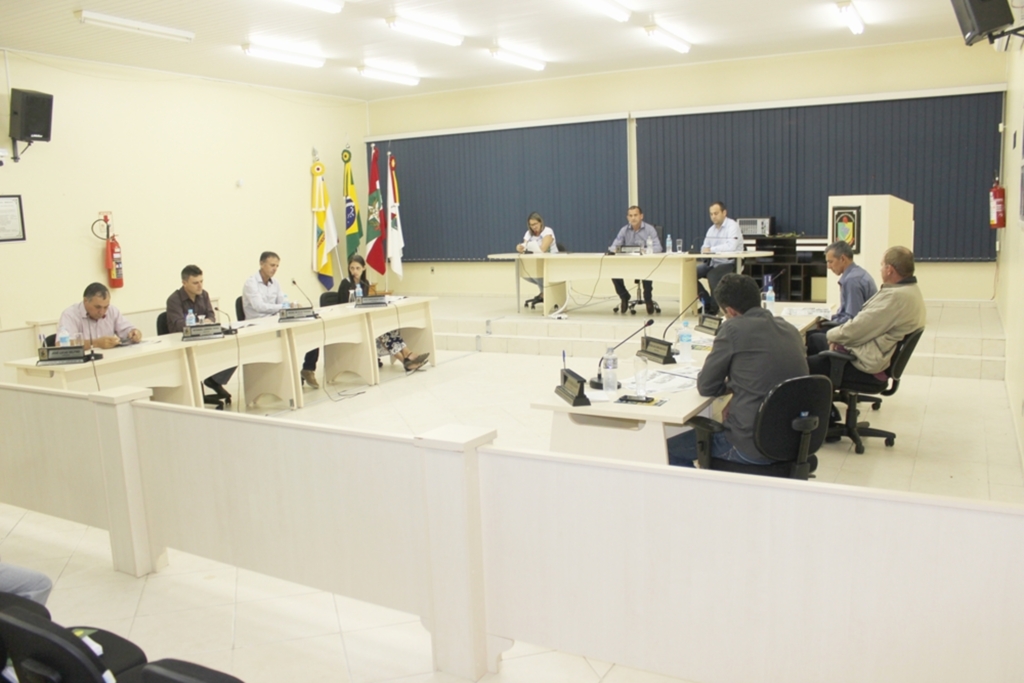 VEREADORES DECLARAM APOIO AS MANIFESTAÇÕES