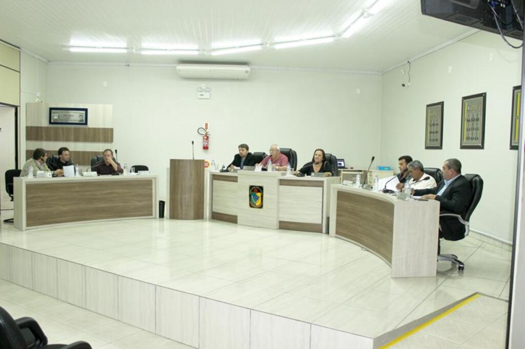 COBRANÇA DE SANEAMENTO É DEBATIDA  NA CÂMARA DE VEREADORES DE PRAIA GRANDE