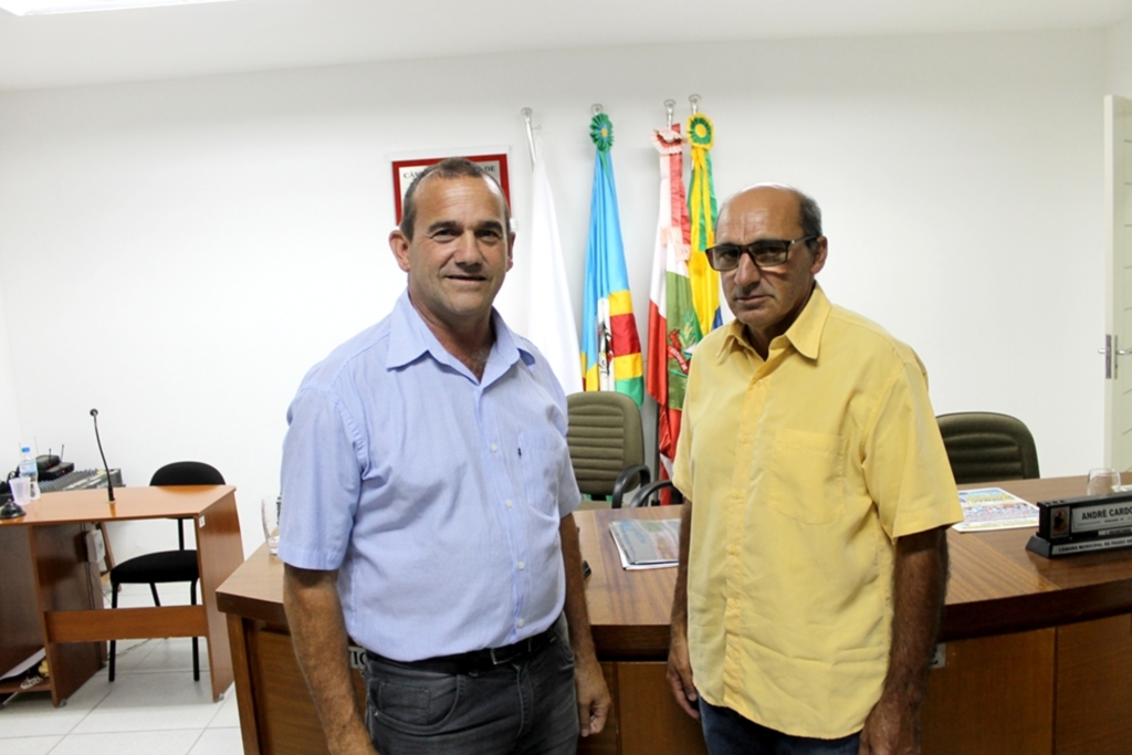 SERGIO VISITA VEREADORES DE PASSO DE TORRES
