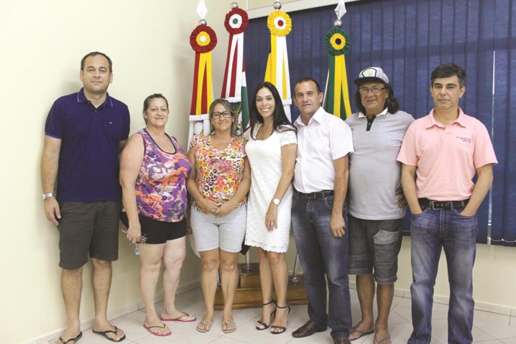DEPUTADA GEOVANIA DE SÁ VISITA SÃO JOÃO DO SUL