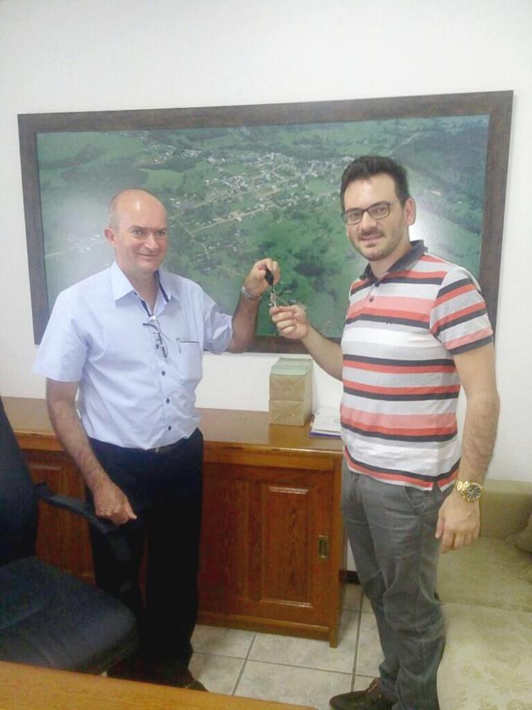PREFEITO DE MORRINHOS DO SUL  REALIZA PRIMEIRAS AÇÕES