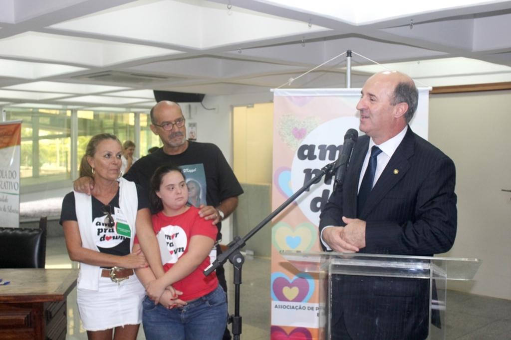 PROJETO DE ZÉ MILTON BENEFICIA CRIANÇAS COM SÍNDROME DE DOWN